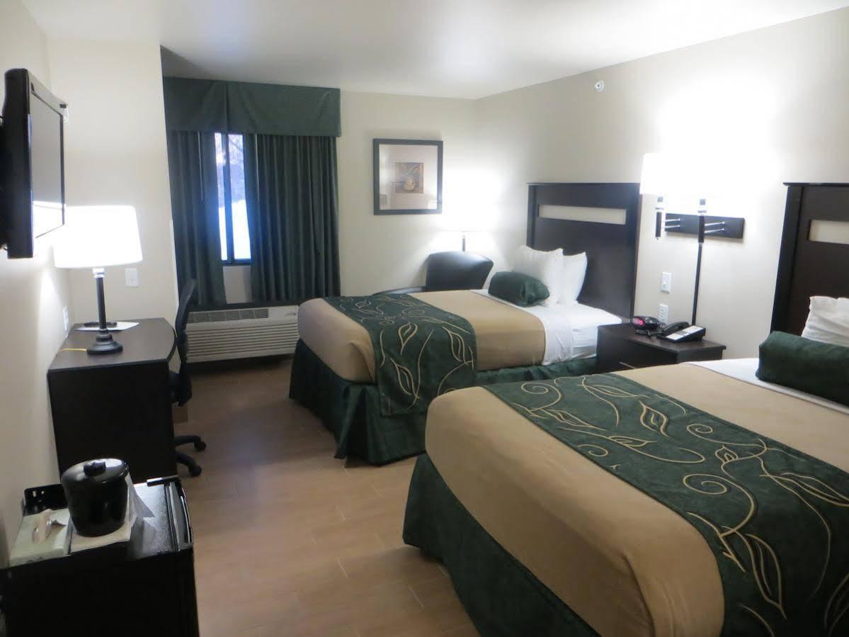 Baymont By Wyndham Glenwood Hotel Eksteriør billede